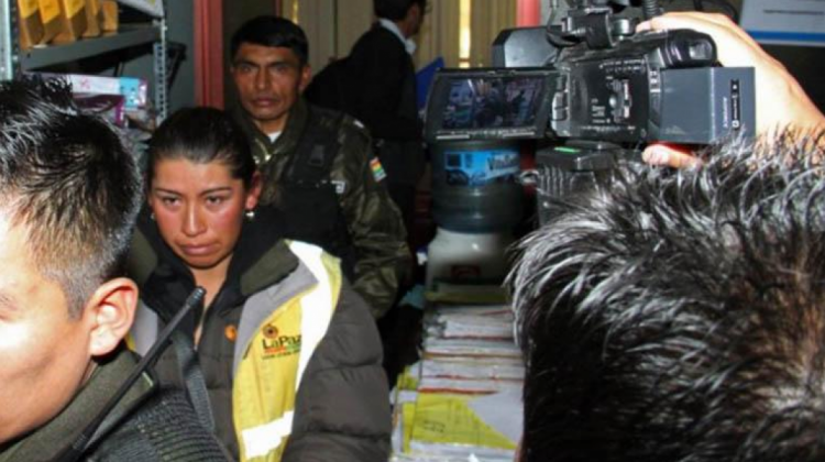 La funcionaria del municipio de La Paz, Yamile Cáceres, denunció el hecho. Foto de archivo: GAMLP.