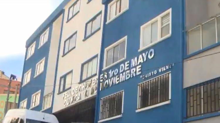 El frontis de la clínica 10 de noviembre perteneciente a los choferes de La Paz.  Foto: Captura de Pantalla