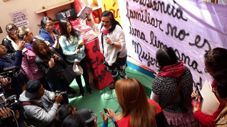 Mujeres Creando en la conferencia de prensa donde anunciaron las demandas contra Machada.  Foto:ANF