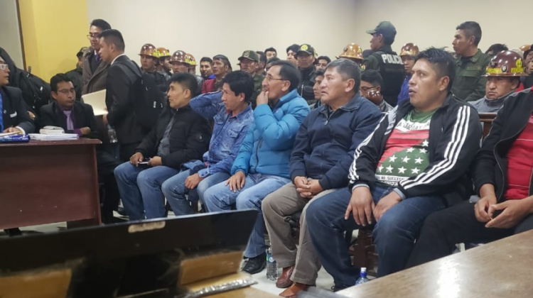 Todos los acusados se hicieron presente en el Tribunal Tercero de Sentencia de El Alto.