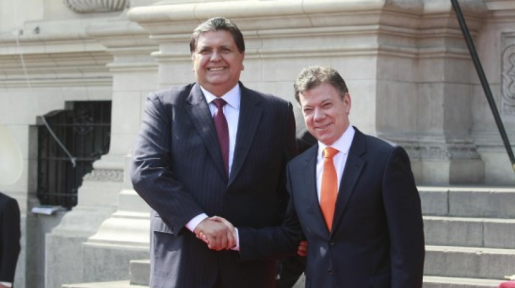 Los expresidentes de Perú y de Colombia, Alan García y Juan Manuel Santos, respectivamente. Foto: Gestión.