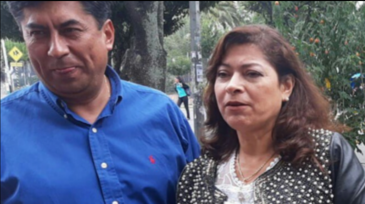 El magistrado Orlando Ceballos y su esposa. Foto: Correo del Sur