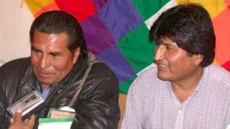 Felipe Quispe y Evo Morales en un encuentro del pasado. Foto: Archivo