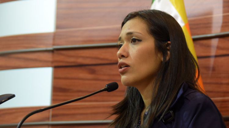 La presidenta del Senado, Adriana Salvatierra. Foto: Cámara de Senadores.