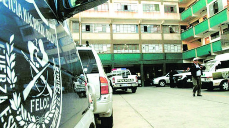 Predios de la FELCC en La Paz. Foto: Correo del Sur