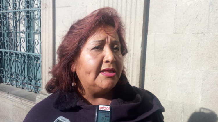 Jefa de bancada del Movimiento al Socialismo (MAS), Betty Yañiquez. Foto: Internet