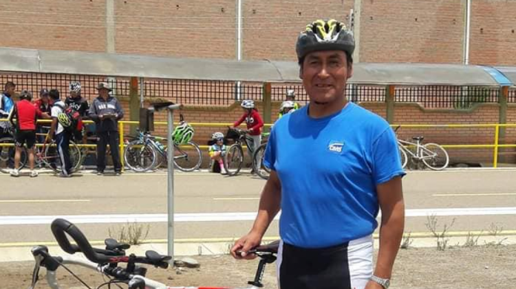 El ciclista orureño Víctor Lima. Foto: Dame Metro y Medio.