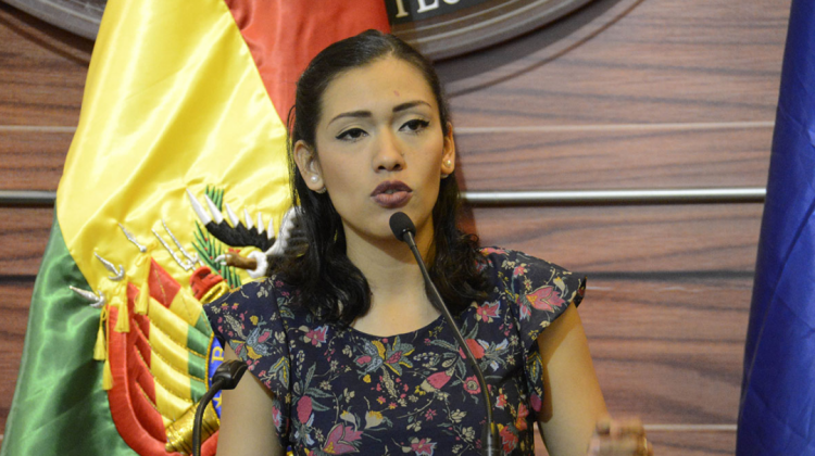 Presidenta de la Cámara de Senadores, Adriana Salvatierra. Foto: Senado