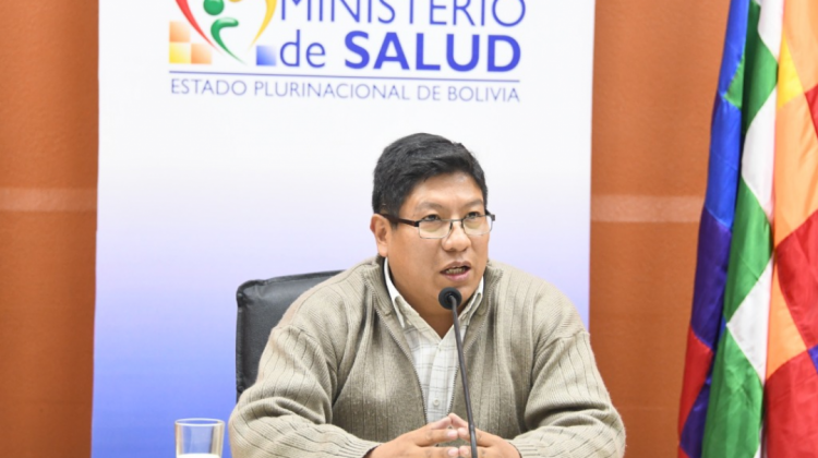 El jefe Nacional de la Unidad de Epidemiología del Ministerio de Salud, Jhemis Molina, en conferencia de prensa. Foto: Ministerio de Salud.
