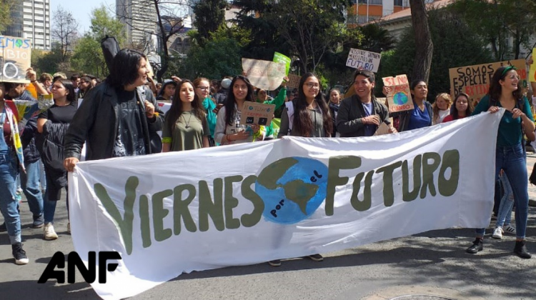 Movimiento Viernes por el Futuro Bolivia.  Foto: ANF.