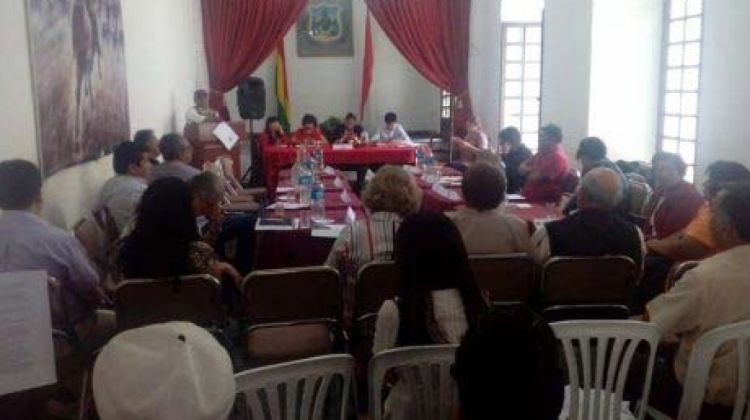 Cívicos se reunieron en Tarija. Foto: El Deber.