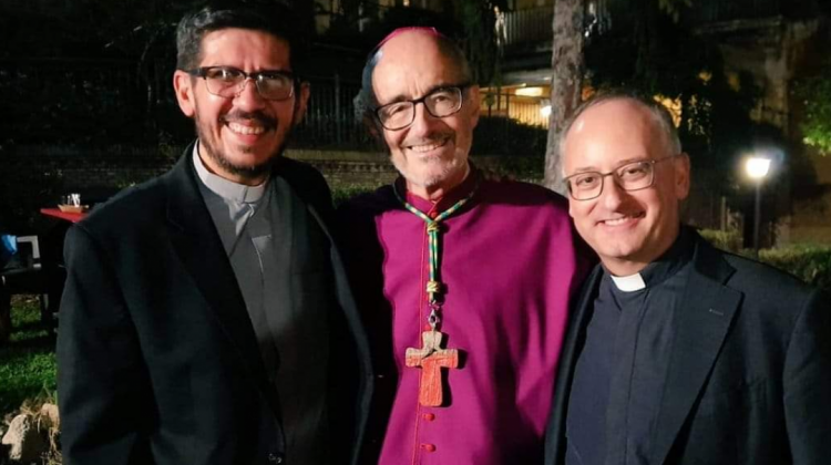 El cardenal de los migrantes, Michael Czerny SJ. (centro) Foto: Hernán Quesada SJ.