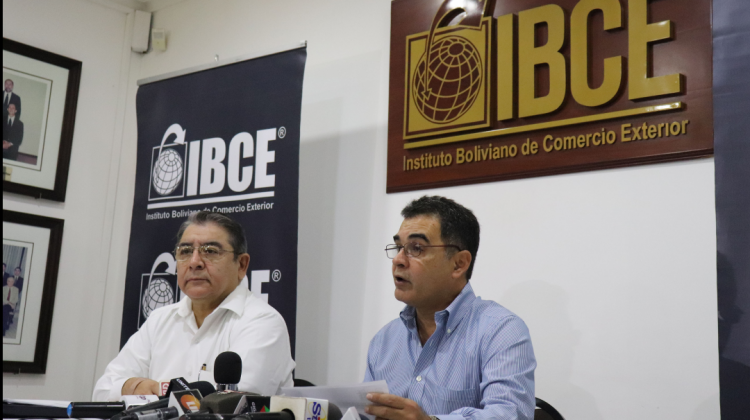 El gerente del IBCE, Gary Rodríguez, y el presidente de esa institución, Pedro Colanzi. Foto: IBCE