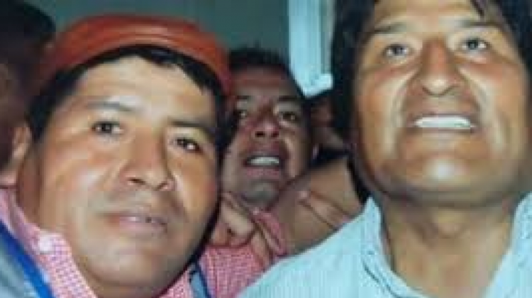 Faustino Yucra y Evo Morales. Foto:archivo/Erbol