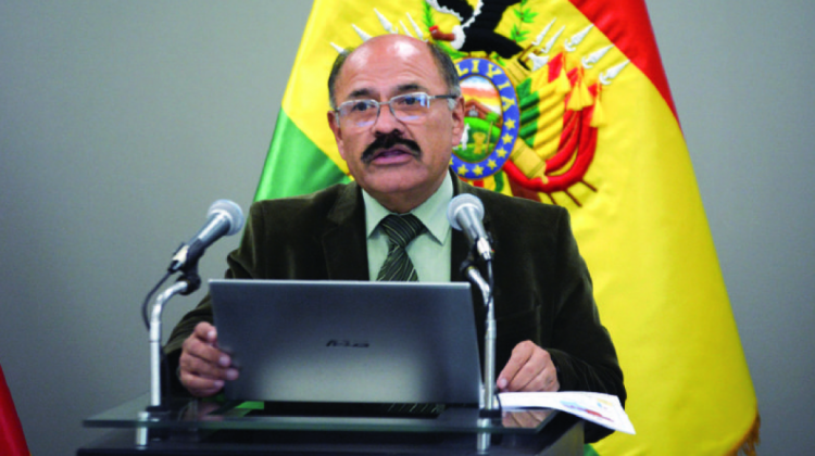 Ministro de Salud, Aníbal Cruz. Foto: Abi