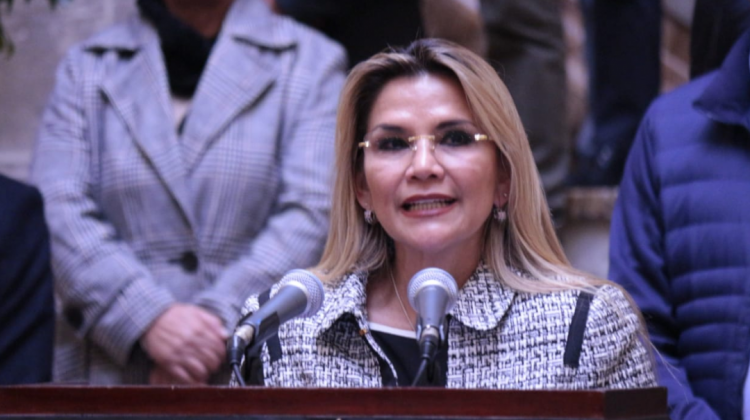 Jeanine Áñez, presidenta transitoria de Bolivia. Foto: Ministerio de Comunicación.