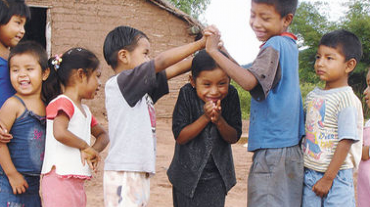 Niños de una comunidad den Chaco en Bolivia. Foto. Visión Mundial
