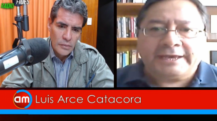 Captura de pantalla de la entrevista a Arce Catacora en radio Fides