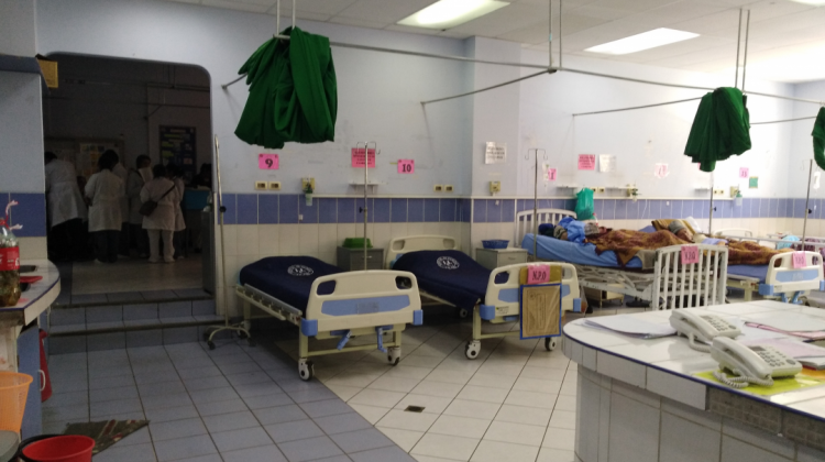 Una sala del hospital de Clínicas en La Paz. Foto: ANF