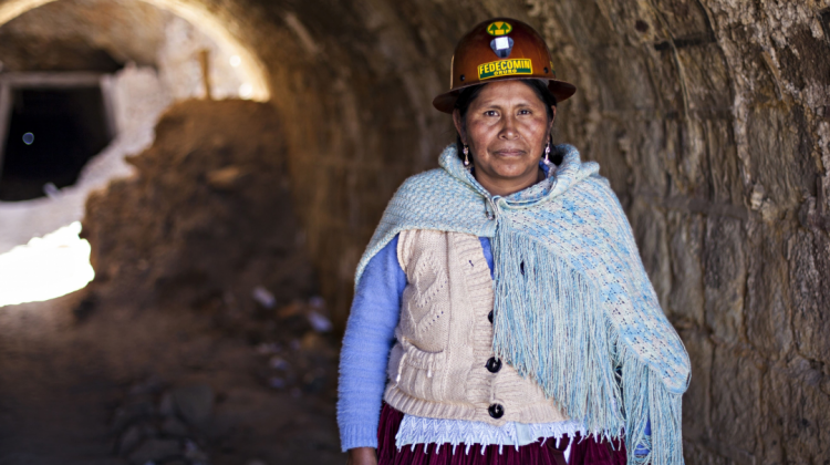 Mujer minera de Bolivia. Foto. Reiva