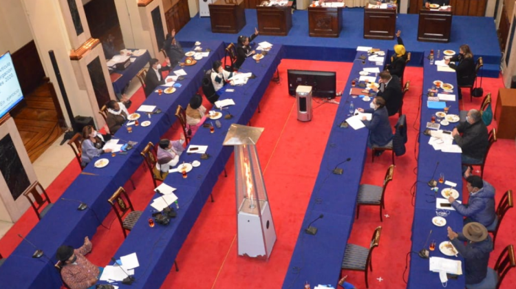 Sesión de la Cámara de Senadores. Foto: Cámara de Senadores.