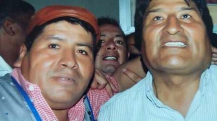 Faustino Yucra  y el expresidente Evo Morales.