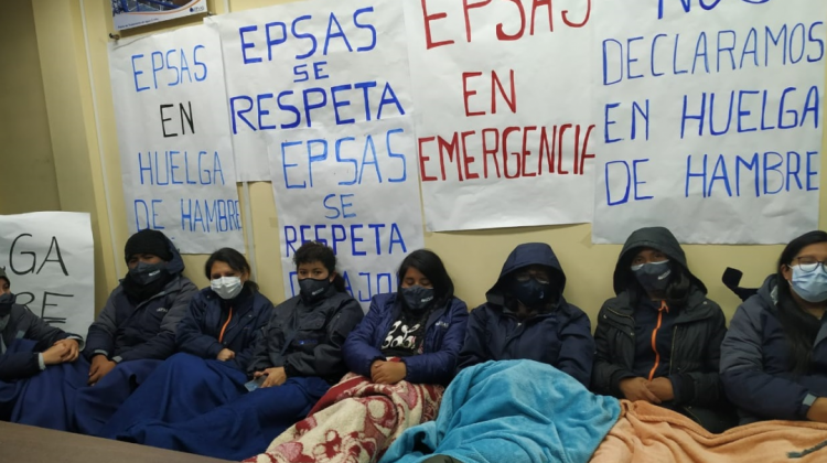 La vigilia de los trabajadores de Epsas. Foto: Epsas