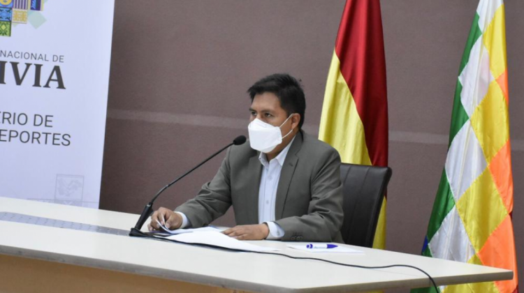 Jeyson Auza, ministro de Salud. Foto: Ministerio de Salud.
