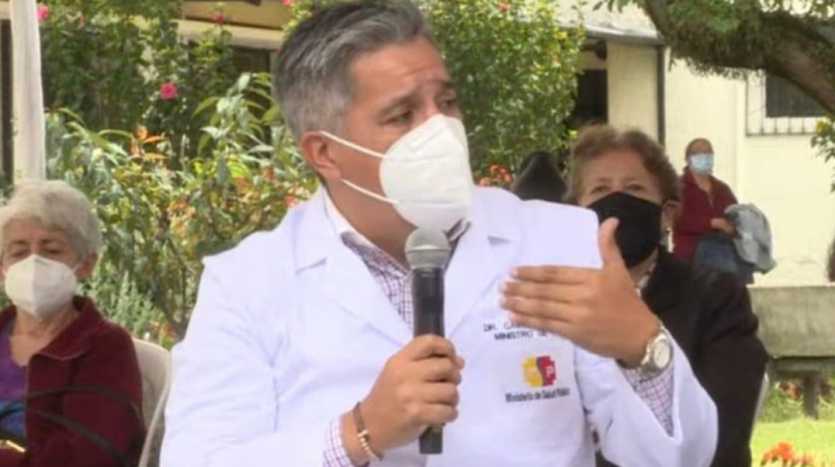 Ministro de Salud de Ecuador confirmó el primer caso. Foto. El Universo