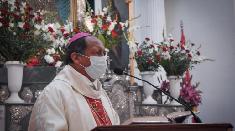 Mons. Ricardo Ernesto Centellas, Arzobispo de Sucre.