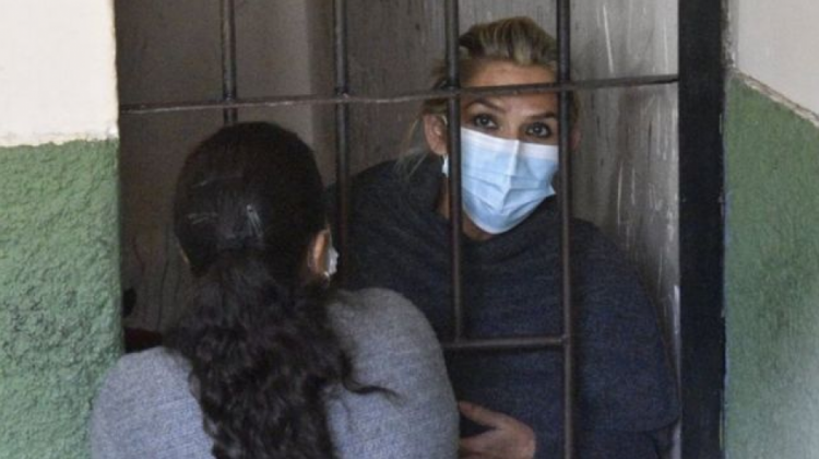 Expresidenta Jeanine Áñez cuando fue detenida. Foto archivo: BBC