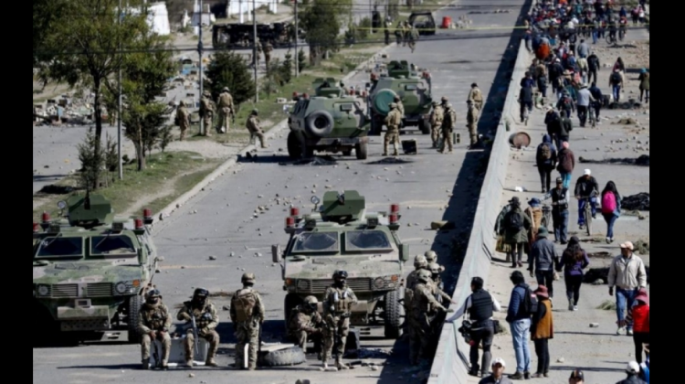 Represión militar en El Alto de La Paz en 2019. Foto: RRSS