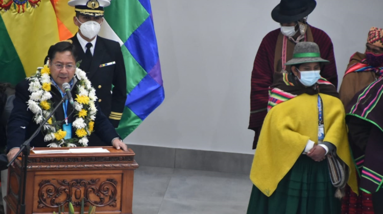 El presidente Luis Arce en la inauguración del nuevo edificio de la ALP. Foto: Bolivia TV