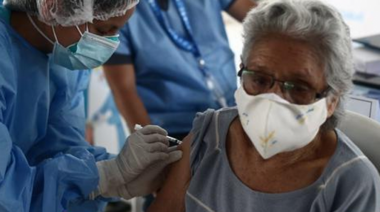 Vacunación contra el Covid-19 en Perú. Foto. RRSS
