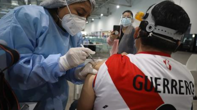 Vacunación en Perú. Foto. Gestión.Pe