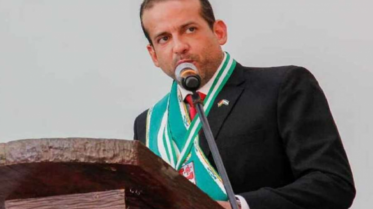 Luis Fernando Camacho, gobernador de Santa Cruz. Foto: Tomada de El Deber.
