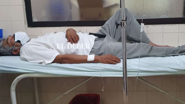 El líder de la marcha indígena, Marcial Fabricnao postrado en una cama de hospital. Foto: El Deber