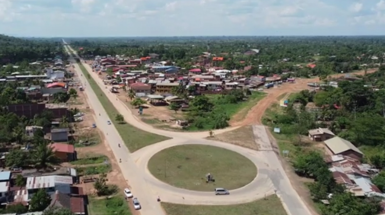 Imagen aérea de la población de Yucumo.