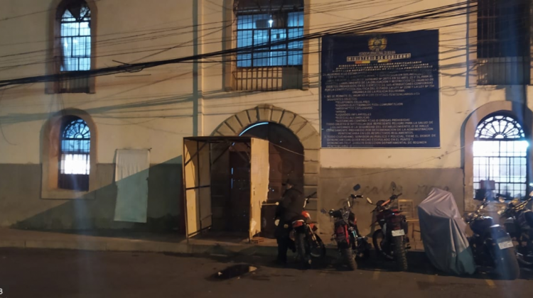 Frontis de la cárcel de San Pedro de La Paz. Foto: ANF