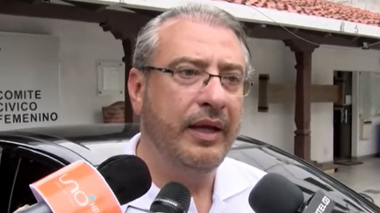 Presidente del Comité pro Santa Cruz, Rómulo Calvo. Foto: captura de video