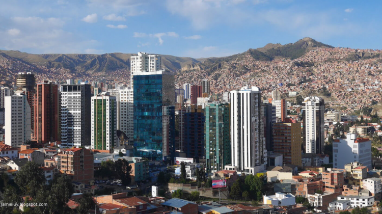 Panorámica de la ciudad de La Paz. Foto: OTIS BOLIVIA.