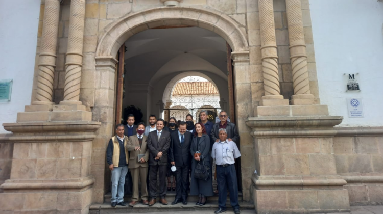 Colectivo de juristas independientes en Sucre. Foto: Juristas Independientes.
