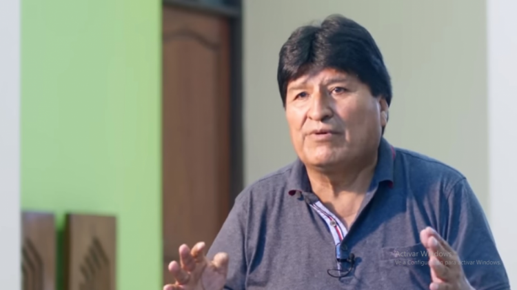 Evo Morales en el documental "Noviembre rojo". Foto: captura de pantalla