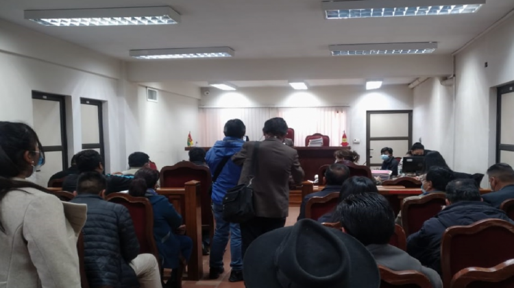 La audiencia en el caso de las ambulancias en Potosí. Foto: Azucena Fuertes