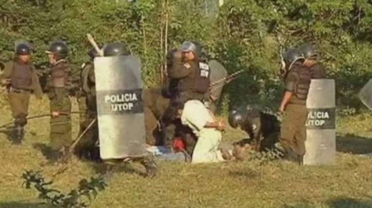 La represión policial en Chaparina hace 11 años. Foto: Marcial Fabricano