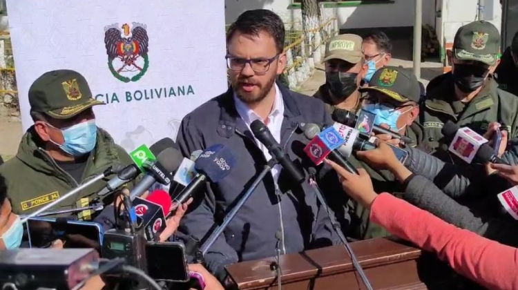 Ministro de Gobierno, Eduardo del Castillo, esta mañana en conferencia de prensa.