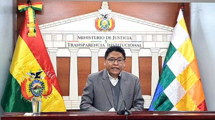 Ministro de Justicia, Iván Lima.