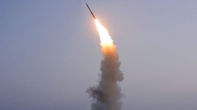El Ministerio de Defensa nipón ha indicado que está recopilando información para ver si hay algún impacto del misil en Japón.  Foto: Imagen referencial