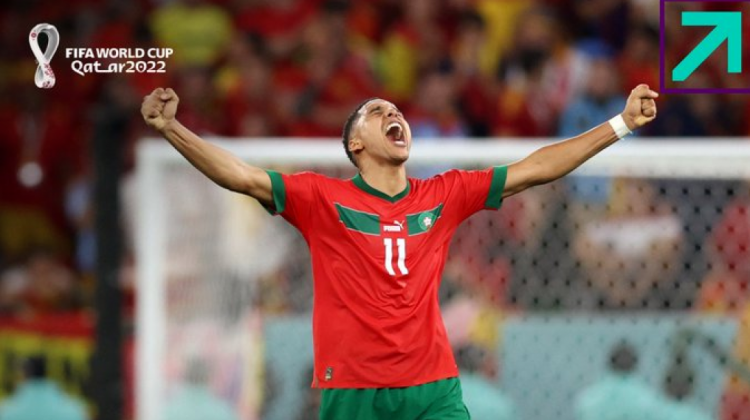 El jugador Abdelhamid Sabiri festeja el triunfo de su selección sobre España.    Foto: Twitter FIFA