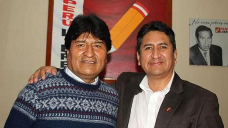 Expresidente Evo Morales y el líder de Perú Libre, Vladimir Cerrón. Foto: El Comercio del Perú